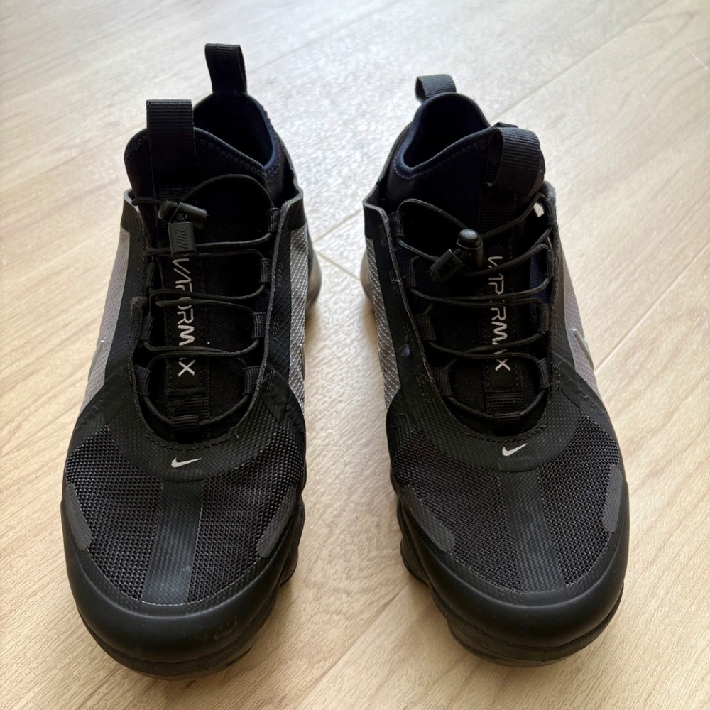 Nike Air VaporMax 2019 Black - Woman’s size 7 - Picture 2 of 5
